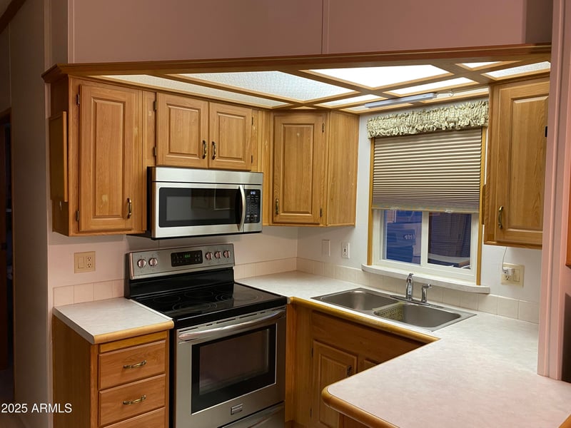 112 Kaoline Dr, Apache Junction, AZ 85119