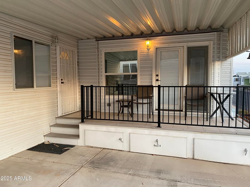 112 Kaoline Dr, Apache Junction, AZ 85119