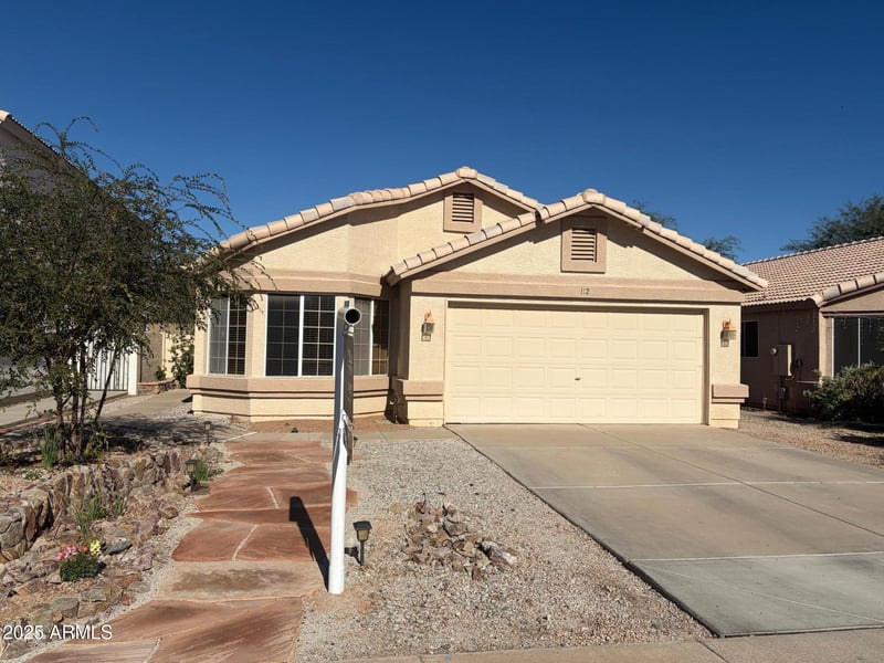 112 Smoke Tree Rd, Gilbert, AZ 85233