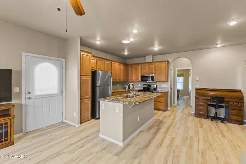 11201 El Mirage Rd #360, El Mirage, AZ 85335