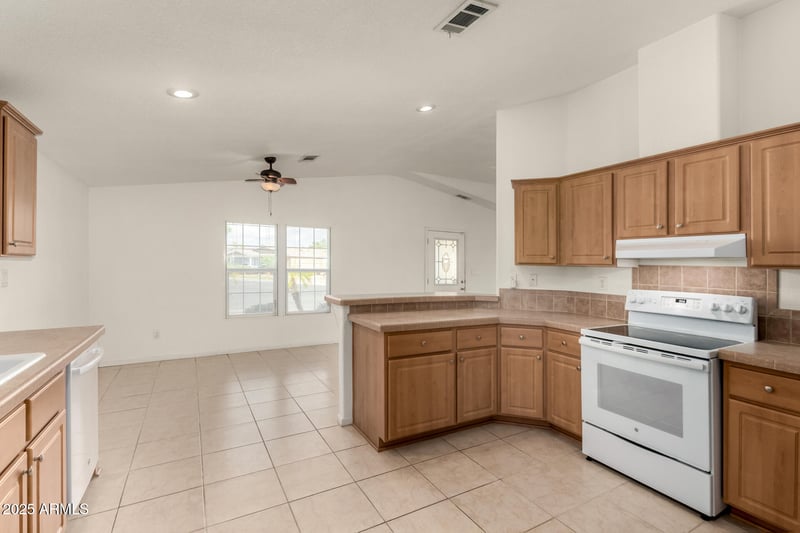 11201 El Mirage Rd #98, El Mirage, AZ 85335