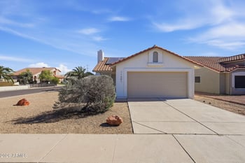11201 Golden Ln, Peoria, AZ 85345