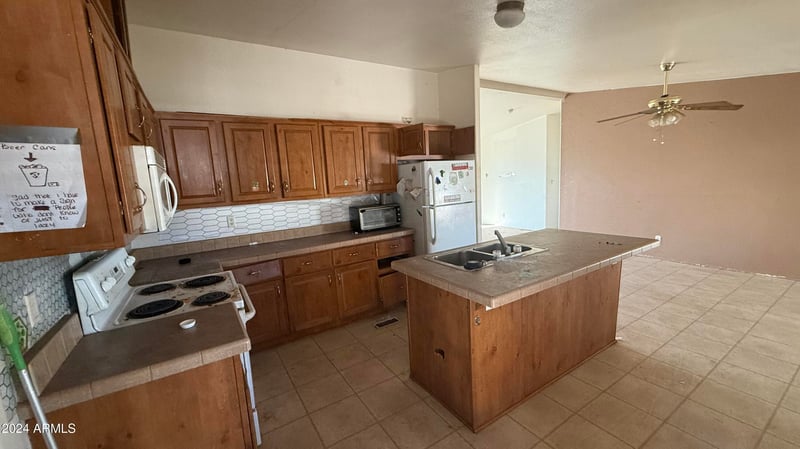 11206 W Apache St, Avondale, AZ 85323