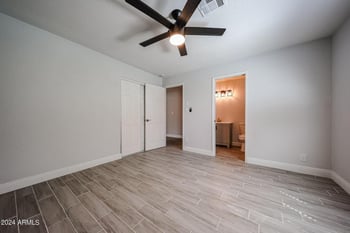 11207 Iroquois Dr, Phoenix, AZ 85044