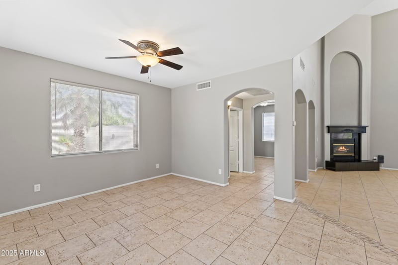 11209 Cambridge Ave, Avondale, AZ 85392