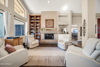 1121 Aster Dr, Phoenix, AZ 85029