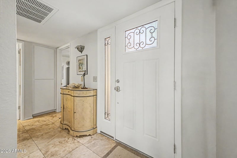 1121 E Cochise Dr, Phoenix, AZ 85020