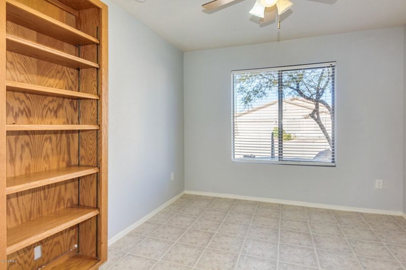 1121 E Irma Ln, Phoenix, AZ 85024