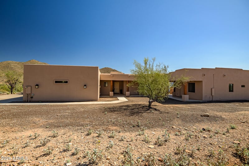1121 E Saddle Mountain Rd, Phoenix, AZ 85086