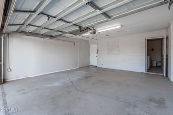 1121 Halstead Dr, Phoenix, AZ 85023