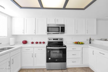 1121 Manor St, Chandler, AZ 85224