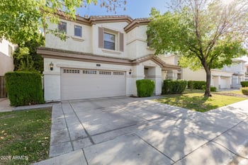 1121 Stella Ln, Phoenix, AZ 85013