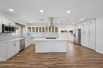 1121 W Bethany Home Rd, Phoenix, AZ 85013