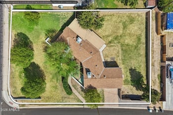 1121 W Bethany Home Rd, Phoenix, AZ 85013