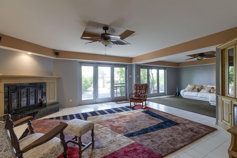 1121 W Edgemont Ave, Phoenix, AZ 85007