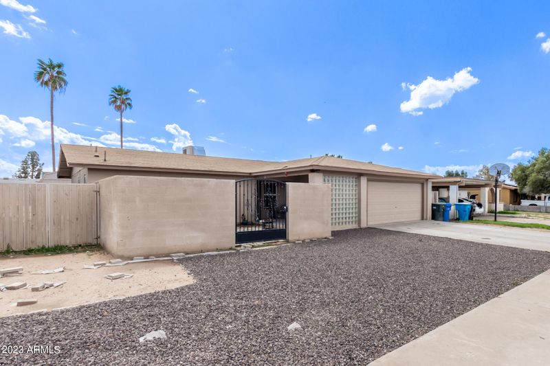 1121 W Halstead Dr, Phoenix, AZ 85023