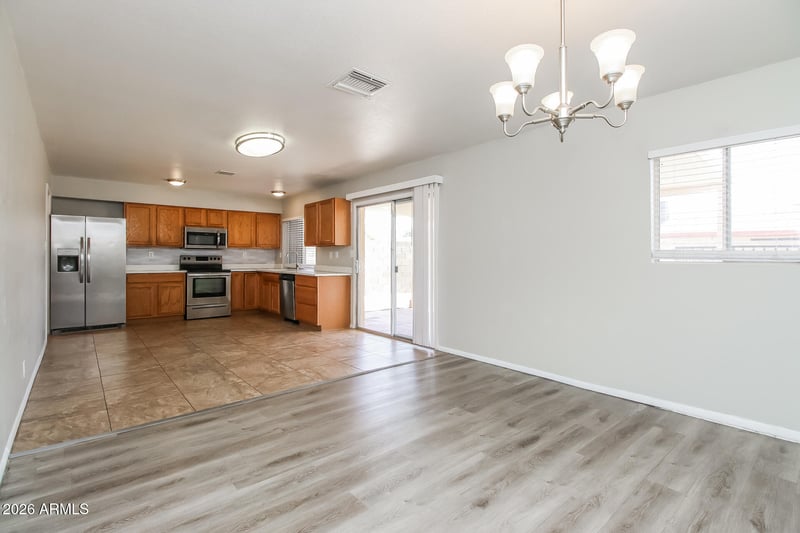 1121 W Laguna Azul Ave, Mesa, AZ 85210