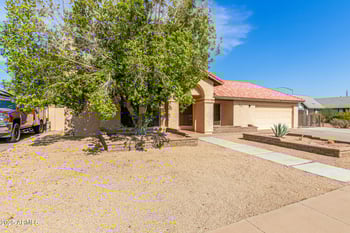 1121 Winthrop Cir, Mesa, AZ 85213