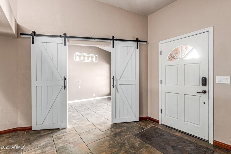1121 Winthrop Cir, Mesa, AZ 85213