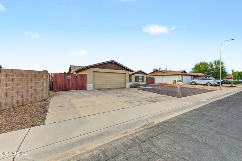 11210 N 52nd Ave, Glendale, AZ 85304