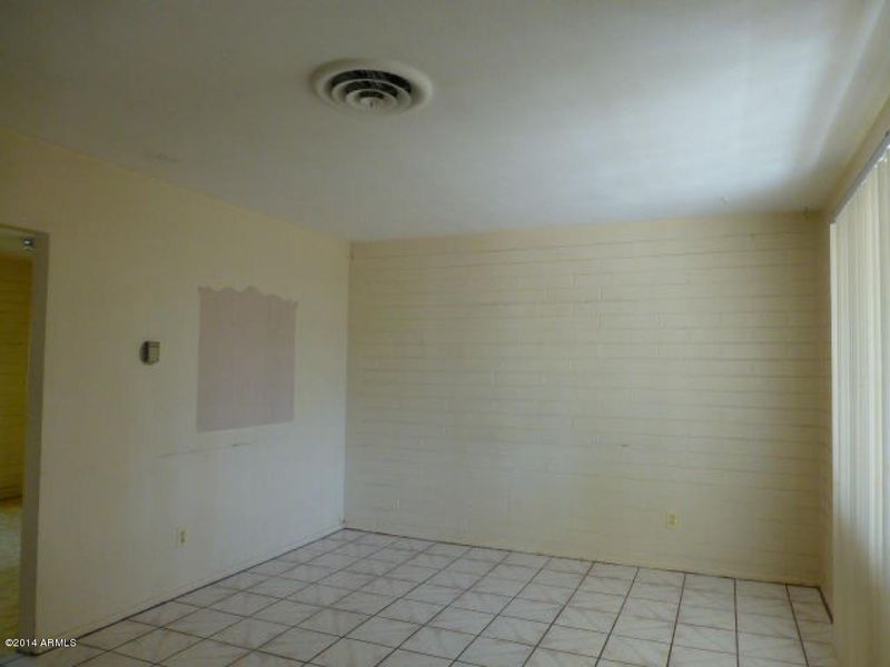 11214 W Elk Ave, Youngtown, AZ 85363