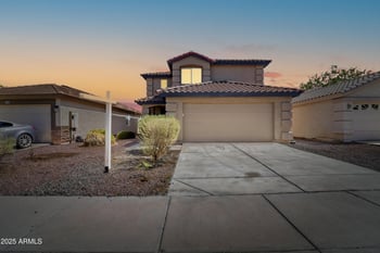 11215 Heatherbrae Dr, Phoenix, AZ 85037