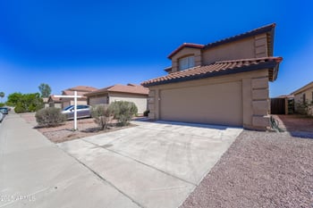 11215 Heatherbrae Dr, Phoenix, AZ 85037