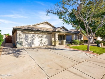 11216 Roanoke Ave, Avondale, AZ 85392