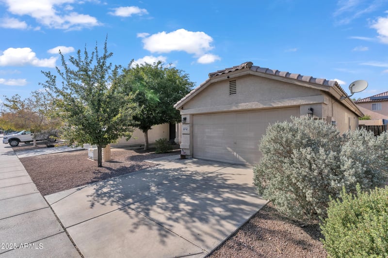 11216 Sells Dr, Phoenix, AZ 85037