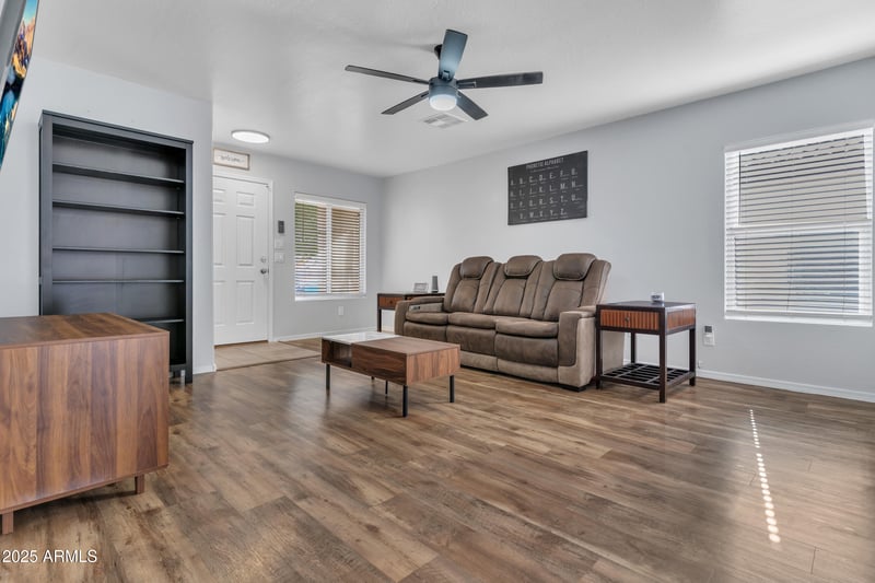11216 Sells Dr, Phoenix, AZ 85037