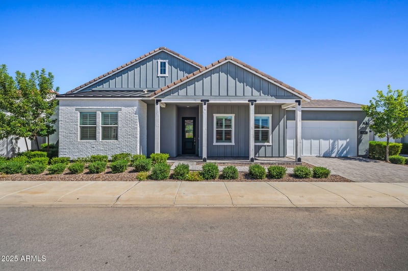 11217 Blakely St, Surprise, AZ 85388