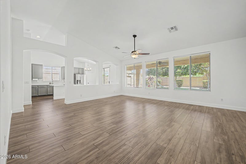 11217 N 157th Ave, Surprise, AZ 85379