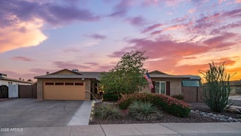 11218 52nd Ln, Glendale, AZ 85304