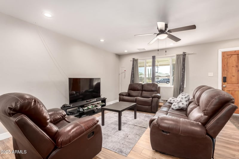 1122 17th Pl, Tempe, AZ 85281