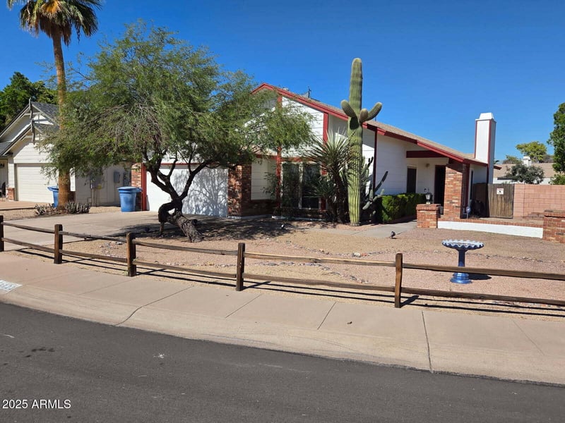 1122 Carson Dr, Tempe, AZ 85282