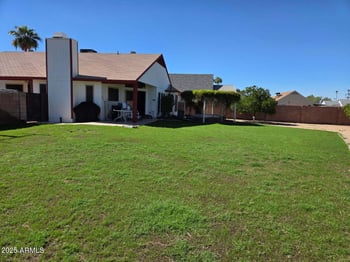 1122 Carson Dr, Tempe, AZ 85282