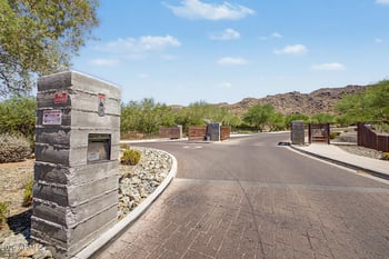 1122 Monte Way, Phoenix, AZ 85042