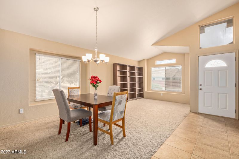 1122 E Pontiac Dr, Phoenix, AZ 85024