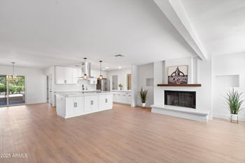 11220 109th Ave, Sun City, AZ 85351