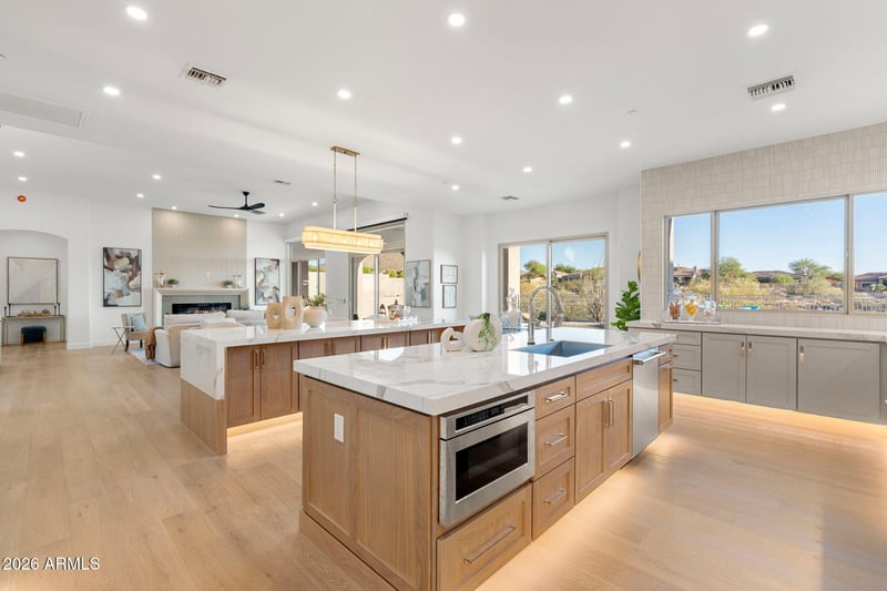 11221 Greenway Rd, Scottsdale, AZ 85255