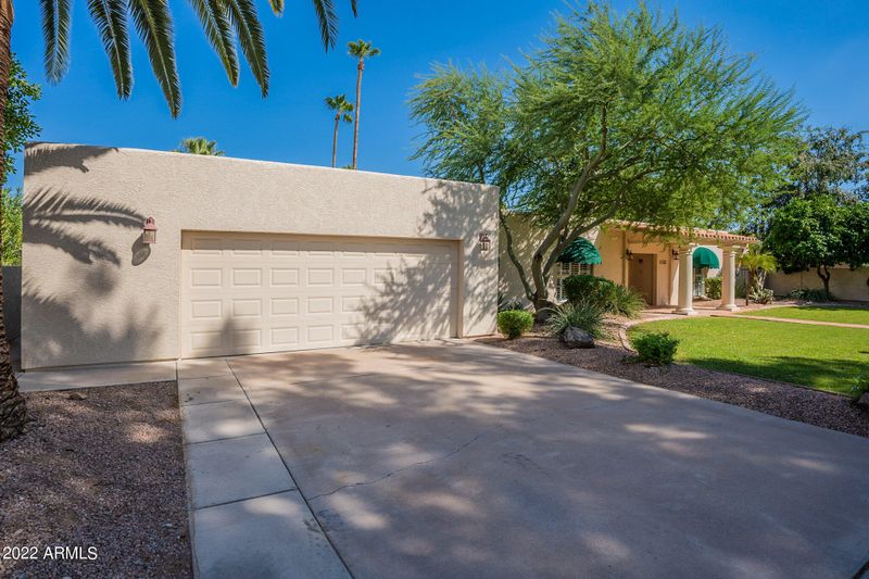 11221 N 44th Way, Phoenix, AZ 85028