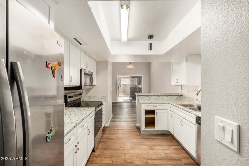 11226 81st Ave, Peoria, AZ 85345