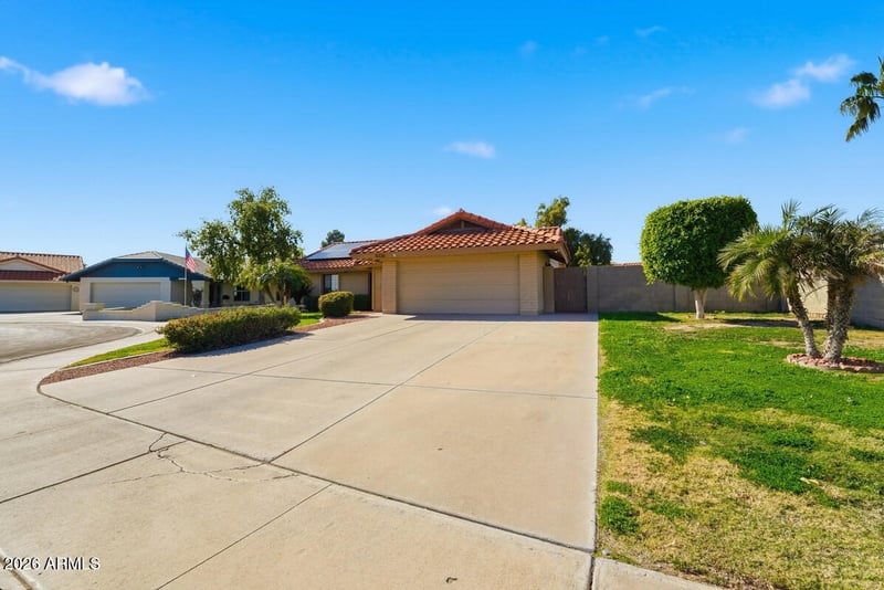 11226 60th Ct, Glendale, AZ 85304