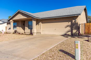 11227 59th Dr, Glendale, AZ 85304