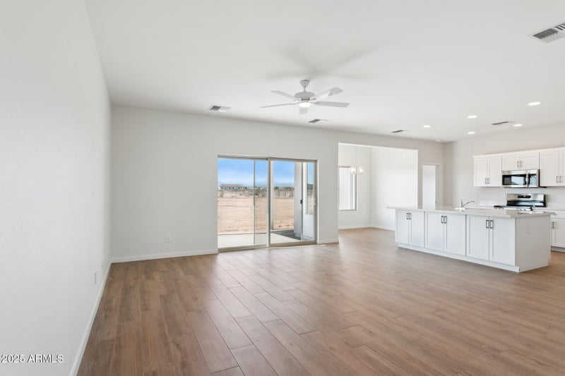 11227 Crescent Ave, Mesa, AZ 85208