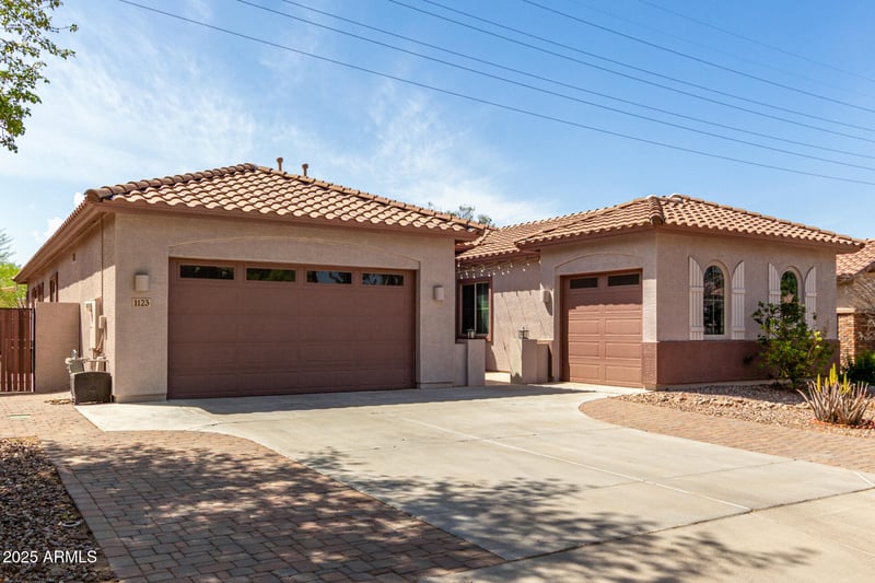 1123 Buckingham Ave, Gilbert, AZ 85297