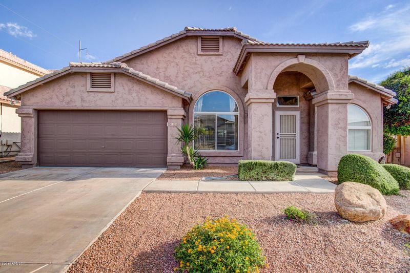 1123 E Blackhawk Dr, Phoenix, AZ 85024