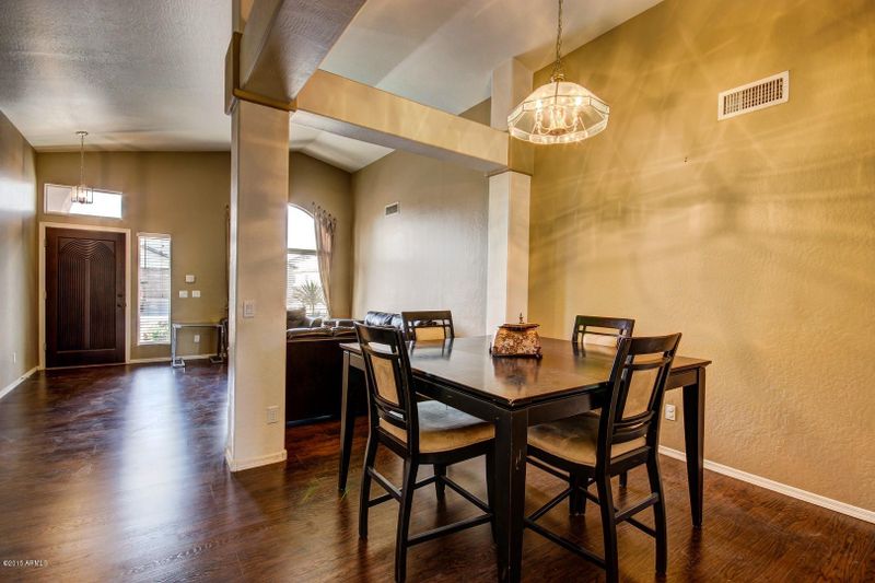 1123 E Blackhawk Dr, Phoenix, AZ 85024