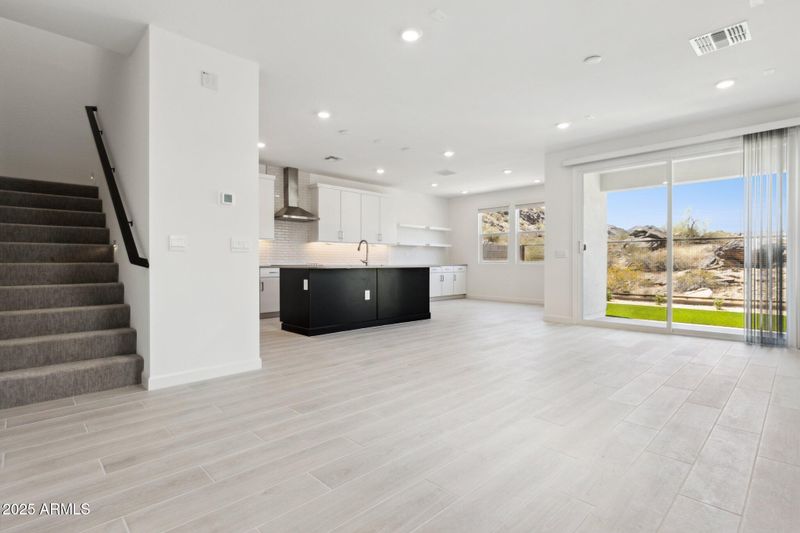 1123 E Mcneil St, Phoenix, AZ 85042