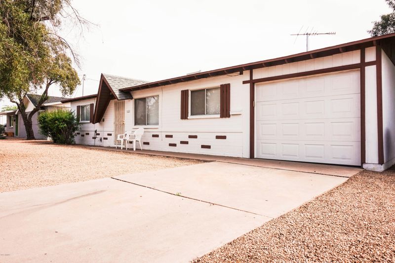 1123 W Elna Rae St, Tempe, AZ 85281